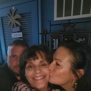 Meet your Posher, Amelia